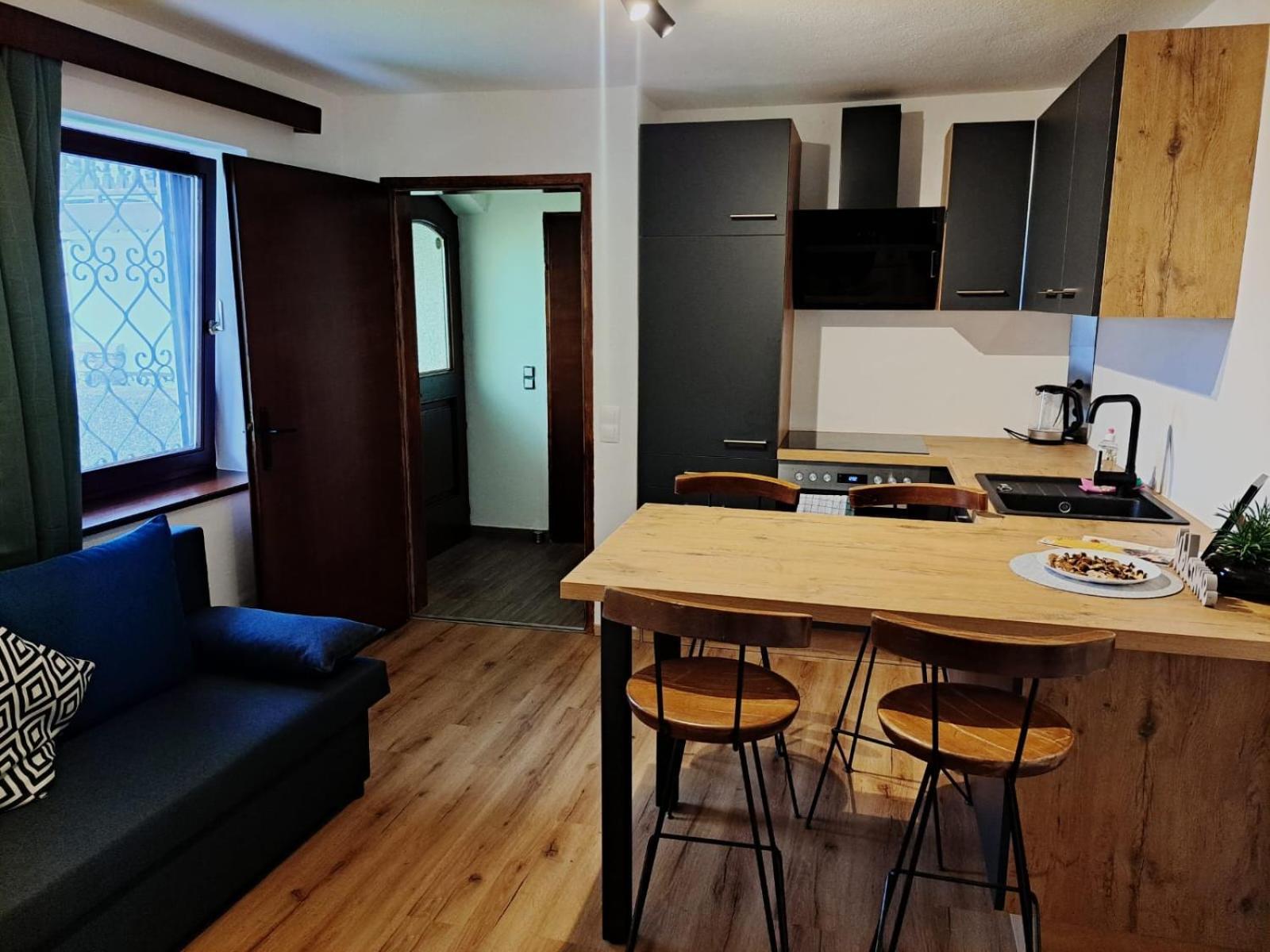 Perfekte Lage! Ganze Wohnung Burgblick Residenz Sankt Veit an der Glan Exteriér fotografie